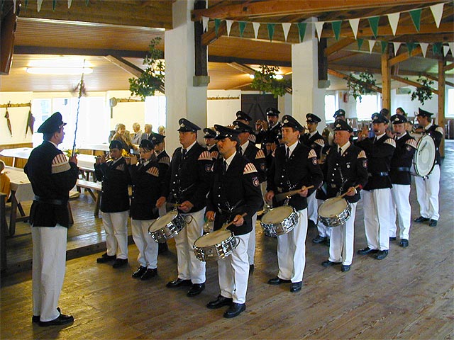 Der Spielmannszug zum Kinderschützenfest 2000